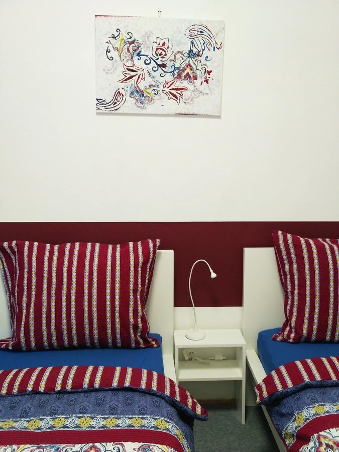 Апартаменти Apartman 4U Centrum + Free Parking Оломоуц Екстер'єр фото