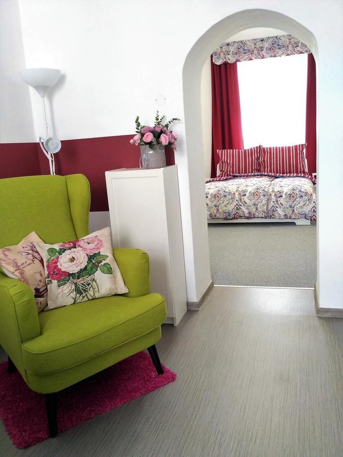 Апартаменти Apartman 4U Centrum + Free Parking Оломоуц Екстер'єр фото